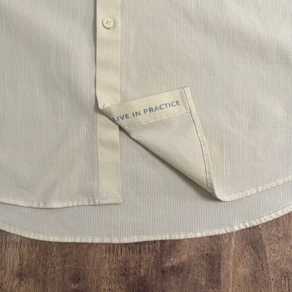 Lululemon Men’s Airing Easy Short Sleeve Shirt Heathered Lemon Chiffon Sz Small - Picture 9 of 10